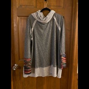 Grey Tunic Aztec sleeves 2X